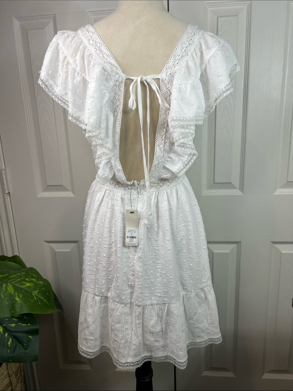 Francesca's Collections Addie Lace Hem Embroidered Mini Dress Size M - Picture 9 of 12